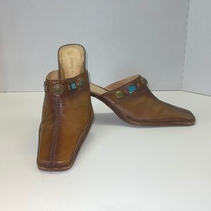 Maripe Cecila Mule